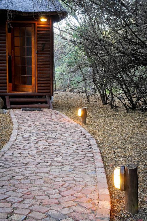 Impa-Lala Country Estate Bed & Breakfast Bloemfontein Bagian luar foto